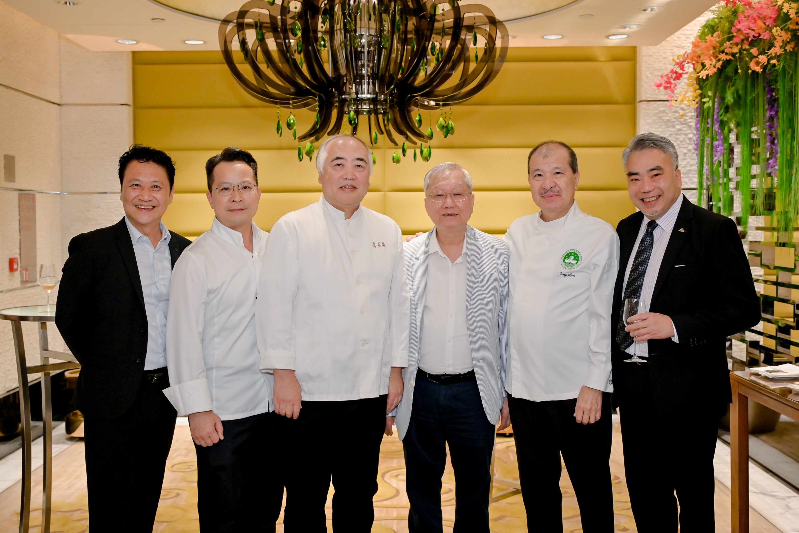 1.Executive Manager of Galaxy Macau Tam Chai Yu Chun Eric Lai, Vice President, Chinese Culinary, Galaxy Macau Tam Kwok Sing, Master Chef Li Xiaolin, the Chairman of Macau Cuisine Association,.jpg